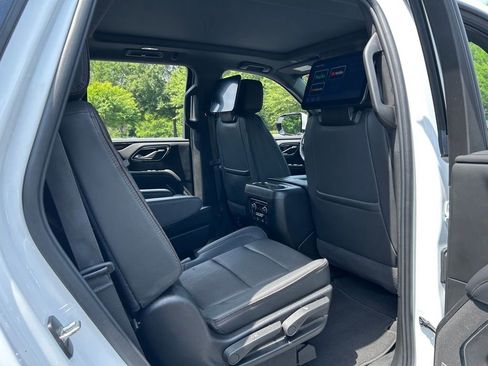 Used 2024 Chevrolet Tahoe High Country AWD/4WD image 57
