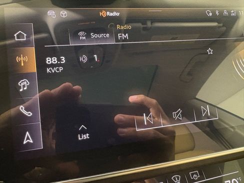 Used 2025 Audi Q8 Prestige image 26