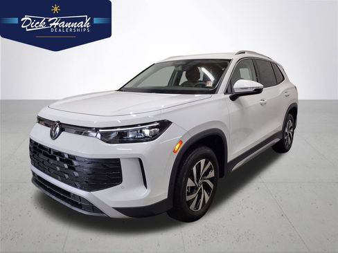 New 2025 Volkswagen Tiguan S image 1