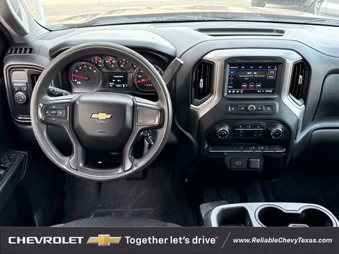 Used 2020 Chevrolet Silverado 1500 Custom w/ Infotainment Package RWD image 13