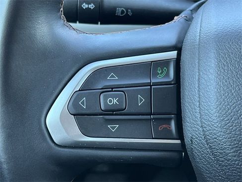 Certified 2022 Jeep Compass Limited w/ Sun and Sound Group image 23