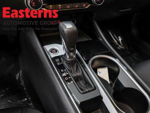 Used 2024 Nissan Altima 2.5 SV image 13