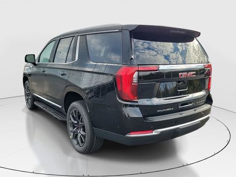 New 2026 GMC Yukon Elevation image 3