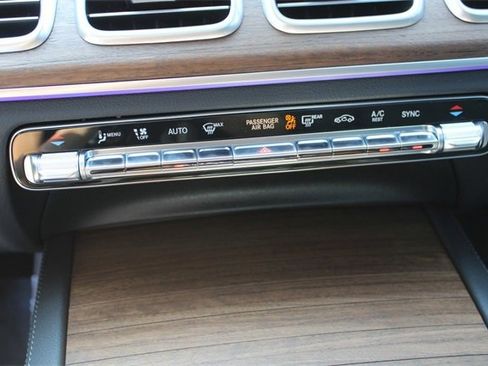 New 2025 Mercedes-Benz GLS 450 4MATIC image 21