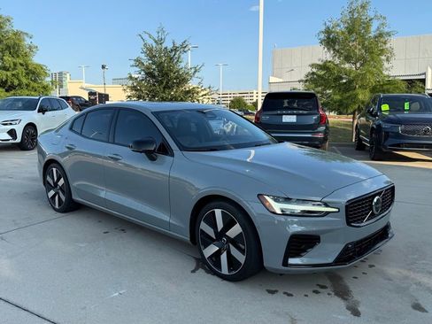 Certified 2024 Volvo S60 T8 Ultimate w/ Climate Package AWD/4WD image 3