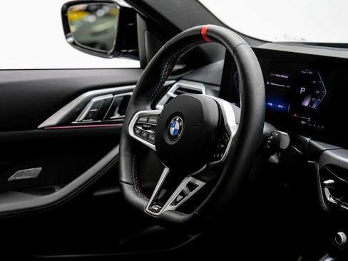 Used 2025 BMW M440i Coupe w/ Premium Package RWD image 17