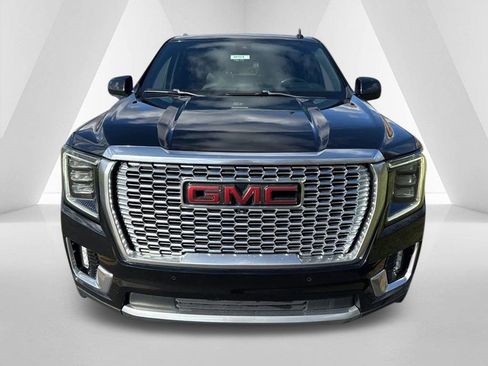 Used 2021 GMC Yukon Denali w/ Denali Ultimate Package image 2