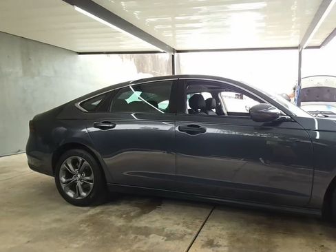 Used 2023 Honda Accord EX image 5