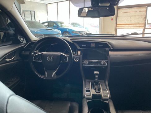 Used 2017 Honda Civic Touring image 20