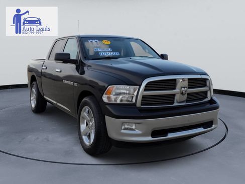Used 2011 RAM 1500 Lone Star image 2