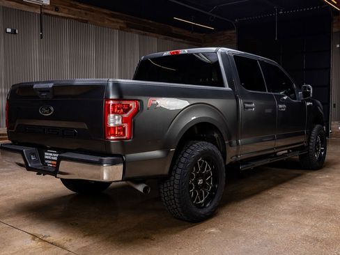 Used 2019 Ford F150 XLT image 9
