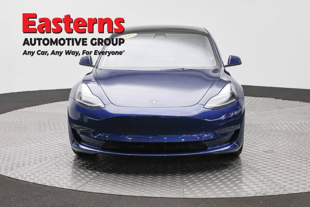 Used 2023 Tesla Model 3 Standard Range RWD image 2