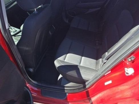 Used 2017 Hyundai Elantra Value Edition image 11