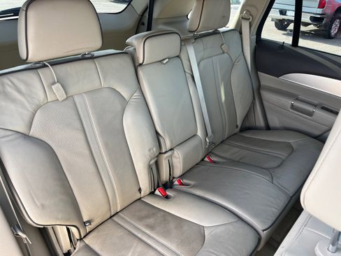 Used 2013 Lincoln MKX Base image 18