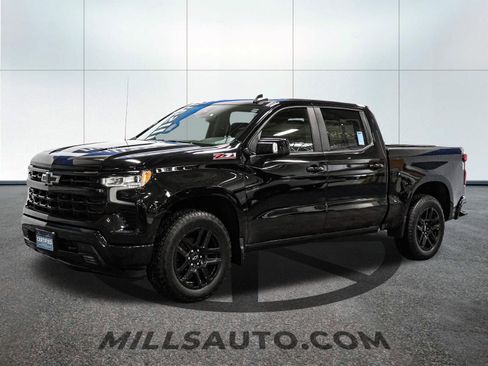 Certified 2024 Chevrolet Silverado 1500 RST w/ Convenience Package II AWD/4WD image 2