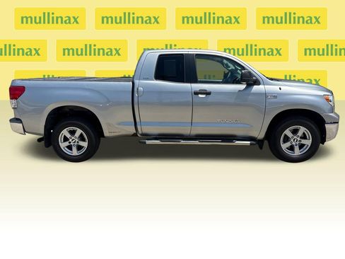 Used 2013 Toyota Tundra 2WD Double Cab w/ SR5 Pkg image 2