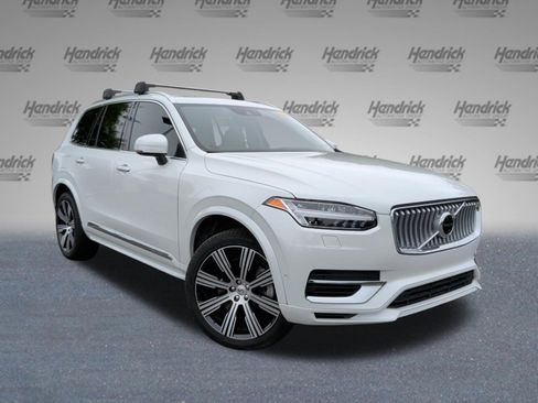 Used 2022 Volvo XC90 T8 Inscription w/ Advanced Package image 2