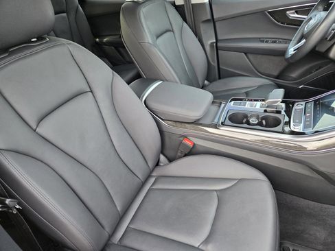 Used 2023 Audi Q7 3.0T Premium Plus image 8