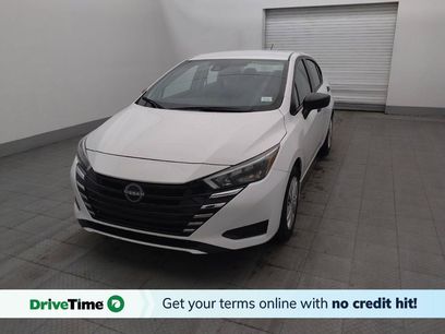 Used 2025 Nissan Versa S w/ Trunk Package