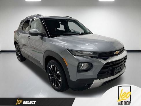 Used 2023 Chevrolet TrailBlazer LT w/ Convenience Package FWD image 5