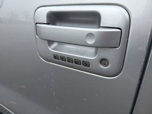 Used 2014 Ford F150 FX4 w/ Equipment Group 402A Luxury image 18