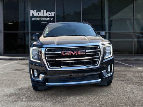Used 2022 GMC Yukon SLT AWD/4WD image 2