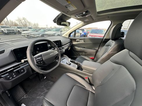 New 2026 Kia Sportage EX image 32