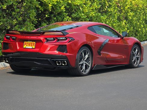 Used 2023 Chevrolet Corvette Stingray Preferred Cpe w/ Z51 Performance Package RWD image 4