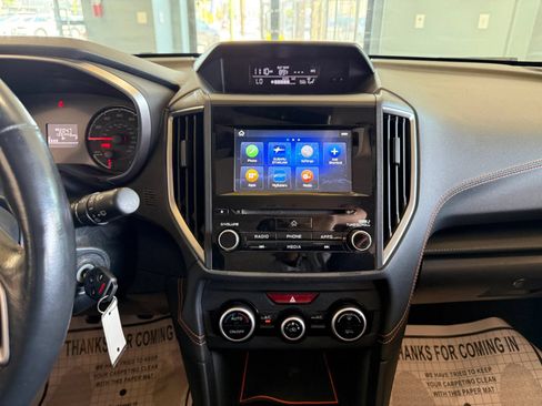 Used 2021 Subaru Crosstrek 2.0i Premium AWD/4WD image 15
