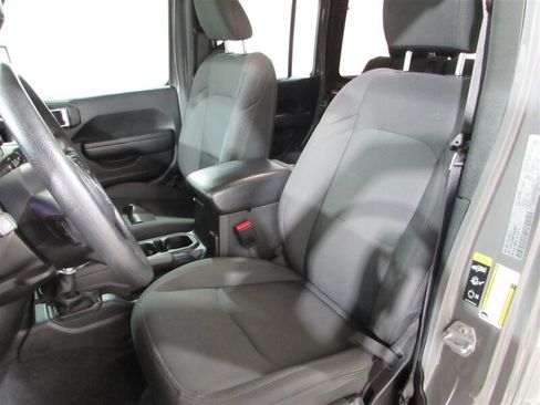 Used 2021 Jeep Wrangler Unlimited Sport image 65