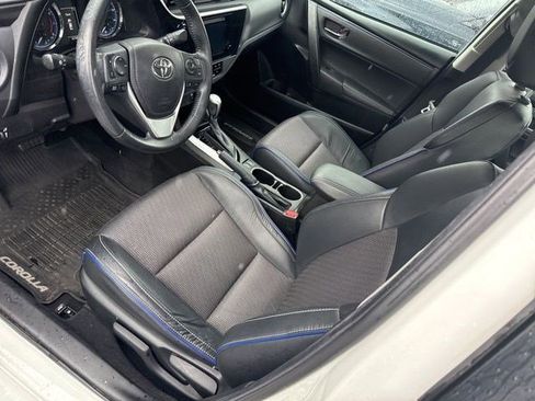 Used 2019 Toyota Corolla SE w/ SE Premium Package FWD image 8
