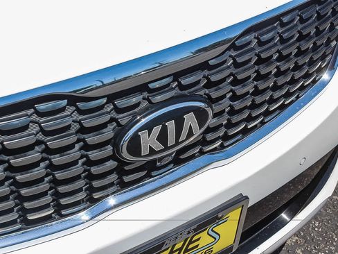Used 2020 Kia Sorento SX FWD image 17