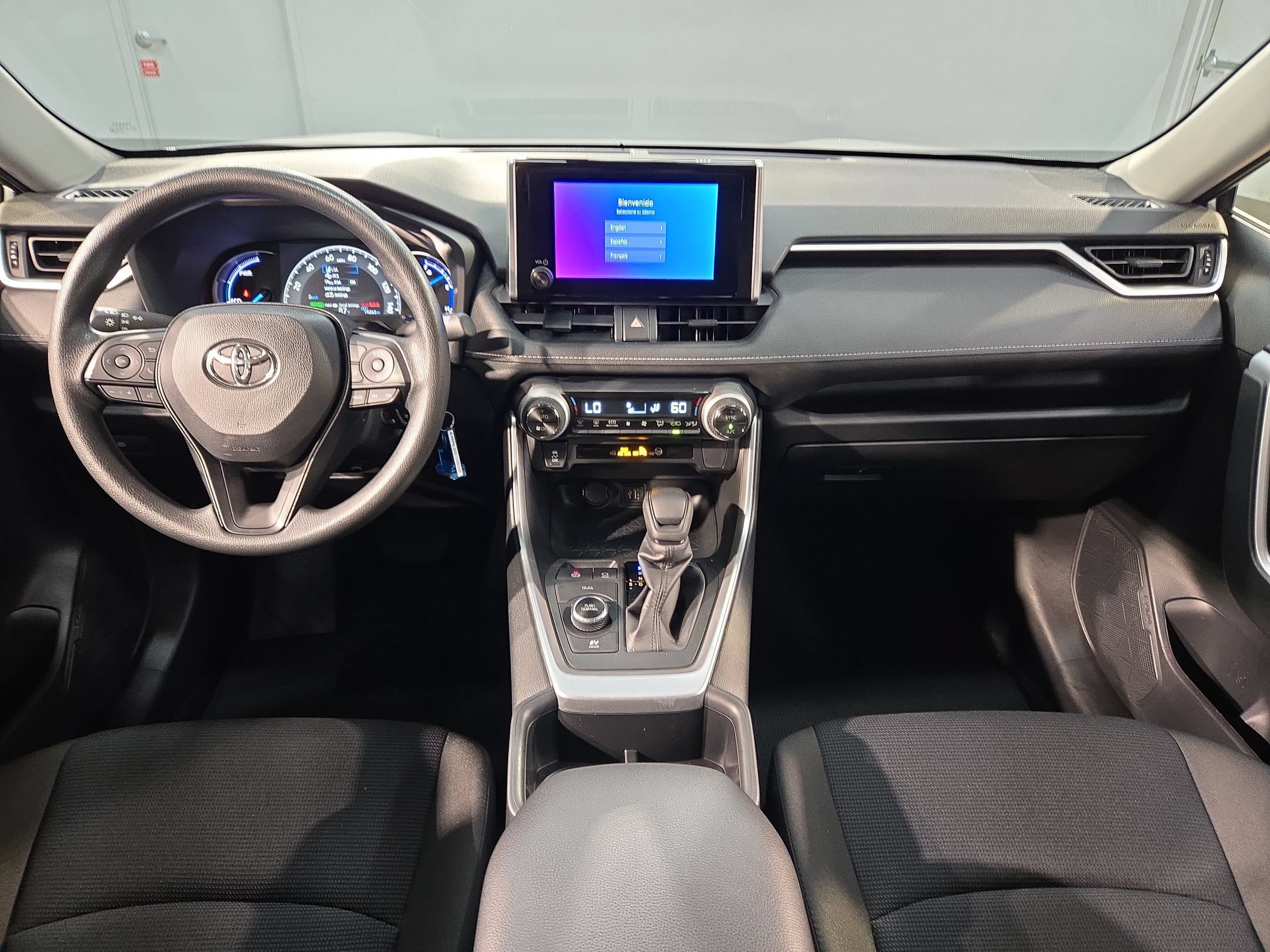 Certified 2025 Toyota RAV4 LE AWD/4WD image 10