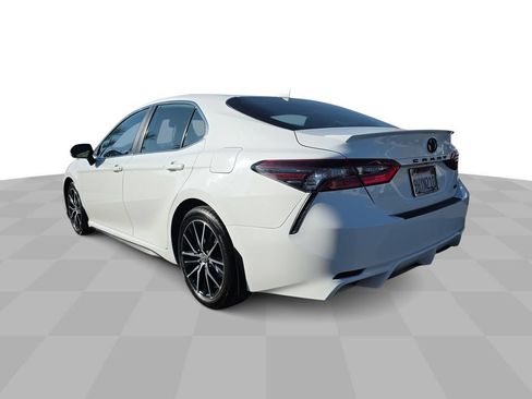 Used 2024 Toyota Camry SE w/ Blackout Package (TMS) FWD image 6