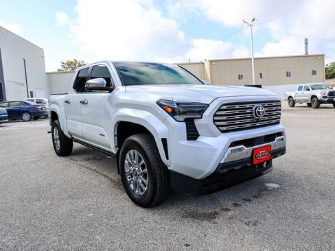 Certified 2024 Toyota Tacoma Limited w/ Limited Package (LT) AWD/4WD image 5