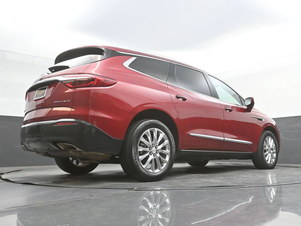 Used 2018 Buick Enclave Premium w/ LPO, Hit The Road Package FWD image 47