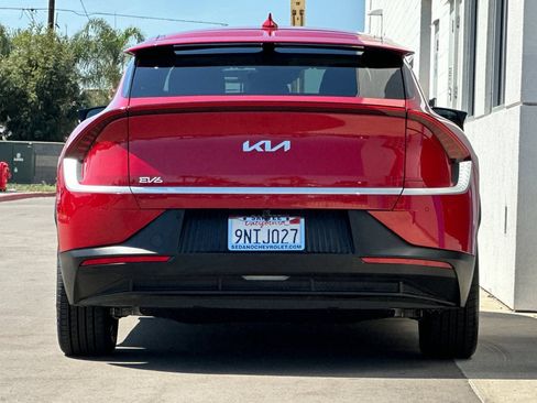 Used 2024 Kia EV6 Light RWD image 5