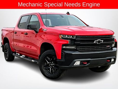 Used 2019 Chevrolet Silverado 1500 LT Trail Boss w/ Convenience Package AWD/4WD image 3