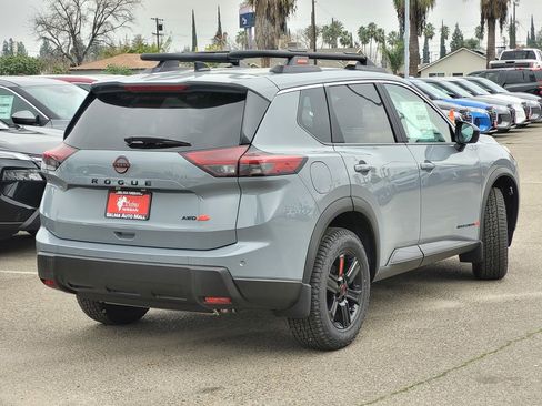 New 2026 Nissan Rogue SV AWD/4WD image 4