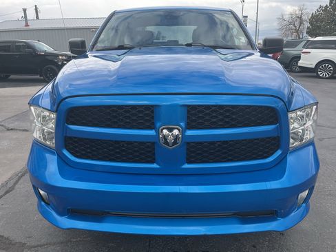 Used 2023 RAM 1500 Express w/ Wheel & Sound Group AWD/4WD image 3
