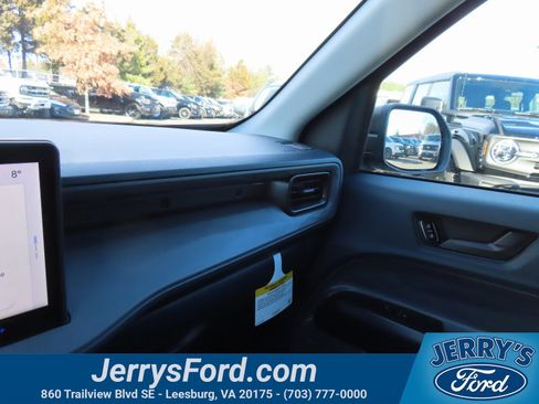 New 2026 Ford Maverick XL image 11