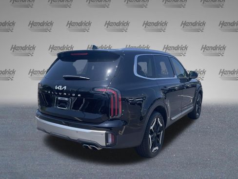 Used 2023 Kia Telluride EX w/ EX Captain's Chair Package FWD image 9