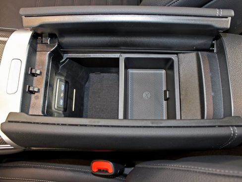 Certified 2025 Mercedes-Benz GLC 43 AMG 4MATIC Coupe image 27