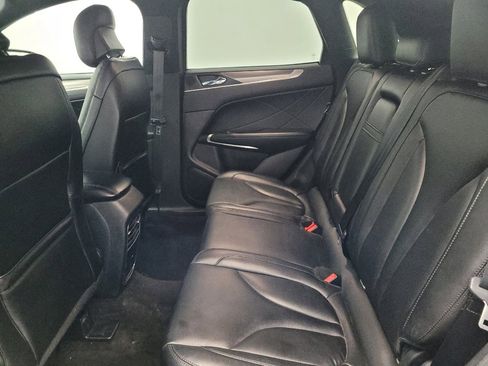 Used 2019 Lincoln MKC Premiere image 18
