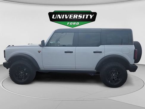 New 2026 Ford Bronco Badlands w/ Black Appearance Package AWD/4WD image 6