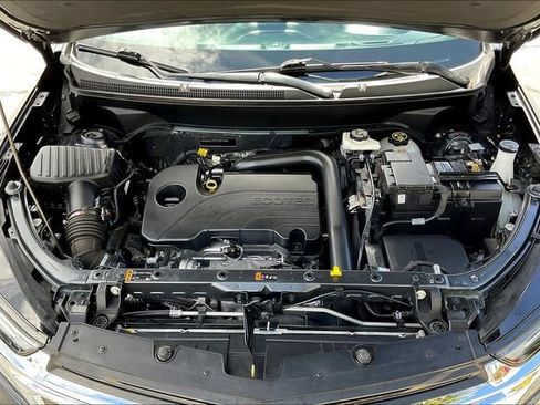 Used 2023 Chevrolet Equinox LT image 9