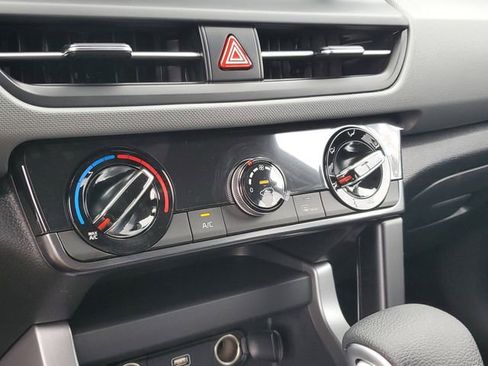 New 2026 Kia Seltos LX FWD image 20