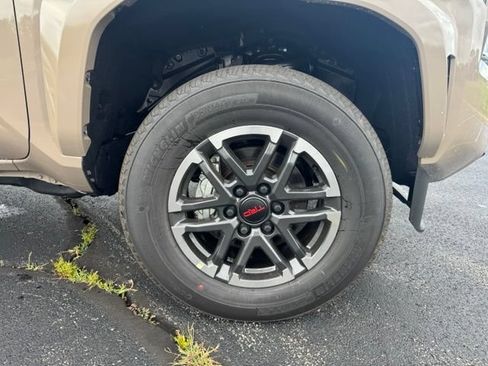 New 2026 Toyota Tacoma TRD Sport AWD/4WD image 9