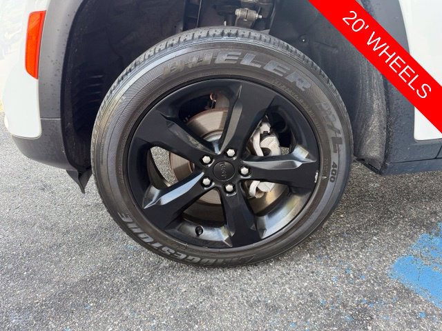 Used 2023 Jeep Grand Cherokee Altitude AWD/4WD image 44