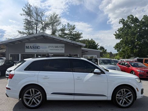 Used 2018 Audi Q7 3.0T Prestige w/ Prestige Package AWD/4WD image 3
